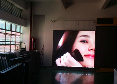 Porcellana Alta risoluzione della parete LED dello schermo dell'interno di pubblicità di P2.5mm video per noleggio fornitore